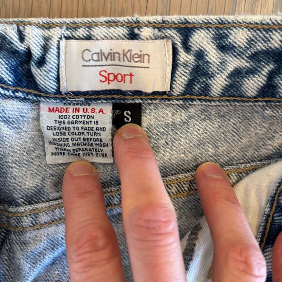 Vintage 80’s Calvin Klein Stone Washed High Waisted Mom Jeans - Picture 2 of 8